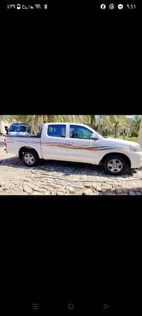 هايلوكس • ٢٠١٥ • فول مواصفات