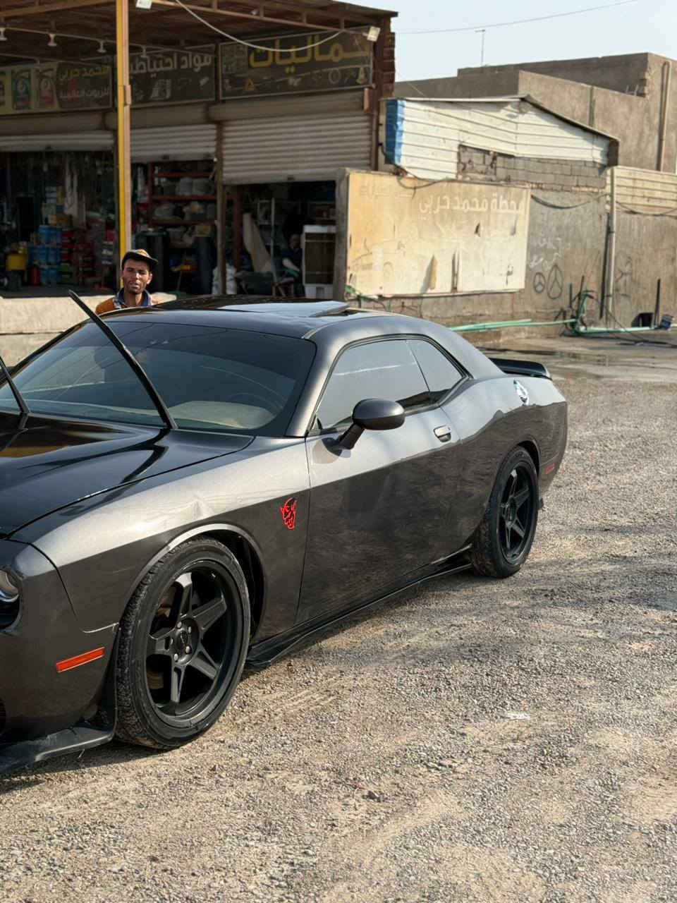 للبيع دوج جالنجر  موديل 2013 RT
محدثة 2020 فول مواصفات 
 مكينه وكير مكفولات 
تبريد شغال 
تدفئه بلكشنات
تندة كشف
شفتات تحكم 
صوت طلقات فدشي 
 القرفة نضافه فول
كهربائيات كله جديد 
حداديه ستوني مبدله جديده
تحويل ثاني يوم  
مكاني البصرة

ضربته تكمه فقط  ما بيه اي  ضربه
سعر ب120 وبيه مجال قليل  
***********
