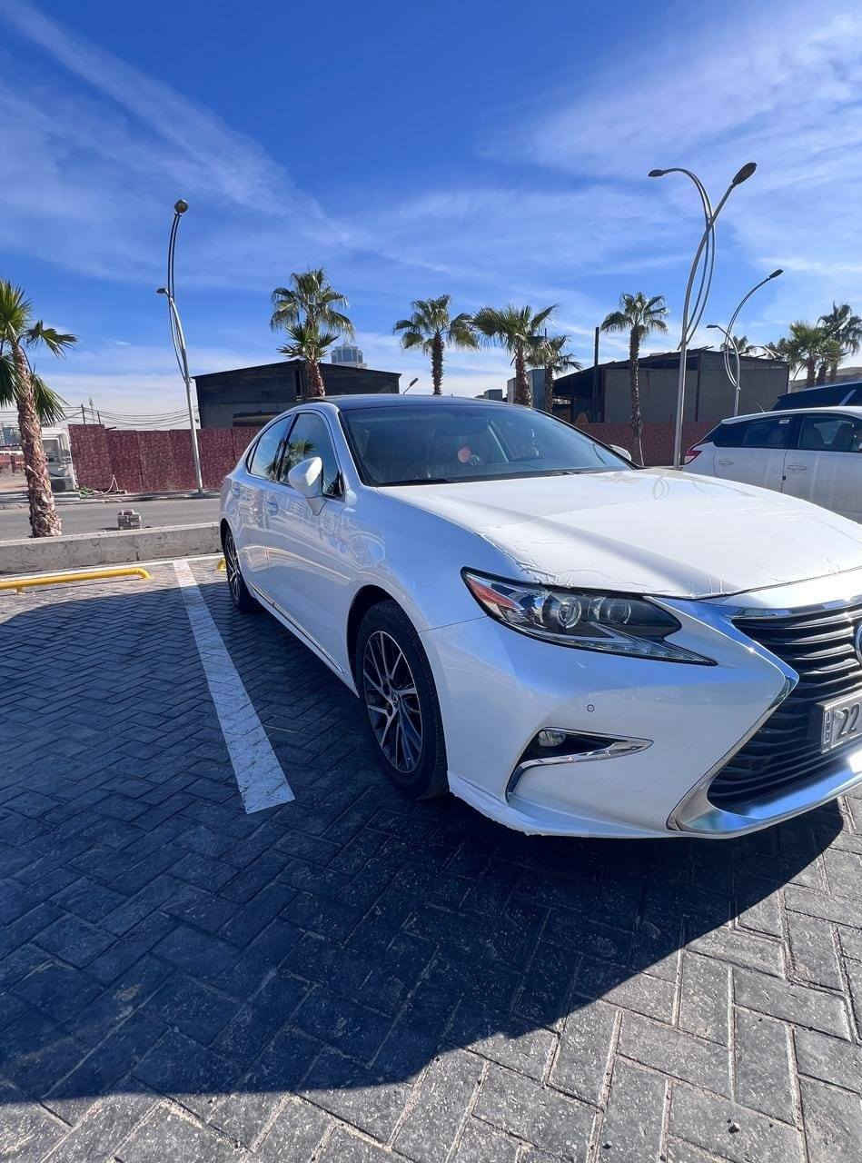 ليكزز es350 مواصفات فول 1/1خليجي شركه ساز  سيارة لوك مثابه زيرو  مكفوله كفاله على وضع شركه  للااستفسار *********** واتساب
محرك 6 سلندر
بانوراما
داخل مشمشي 
كشن ملكي
كشن خزن وتبريد
حساسات
3 مود درايف
تحديد سرعة
5 برداد
داخل ليد
ليد تهاري
نشرة ليكزز بالبوب
سبير و دوشمه بالكيس ما مستخدم أربيل, العراق
