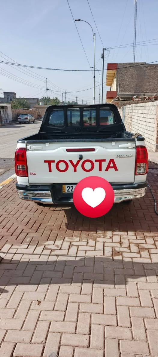 السلام عليكم
تيوتا هايلوكس 

موديل 2024 

ماشيه 75 الف 

كلين بدون ضرر كير عادي 

السعر 250$ وبيها مجال
***********
