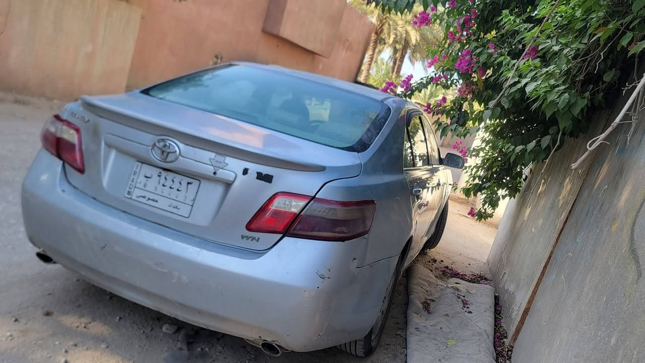 السلام عليكم  كامري موديل ٨ وارد أمريكي مكينه ٦ سلندر  قم بغداد تحويل مباشر بسمك   بيه ٤ قطع صبغ  جاملغين خليفه بدون دواخل وجاملغ وبنيد بدون اي دواخل كير والمكينه والحداديه كله كفاله السعر ٦٦ ورقه  مكاني حله  ***********
