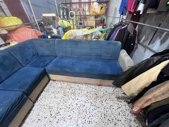 تخم مستعمل لبيع اخشابه فول بس يرادله تنظيف
١٢٥وبيع مجال قليل
