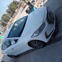 عندي ها سياره  اريد اروس شعندك نزل ٠٧٨١٥٥٥٣٤٥٧