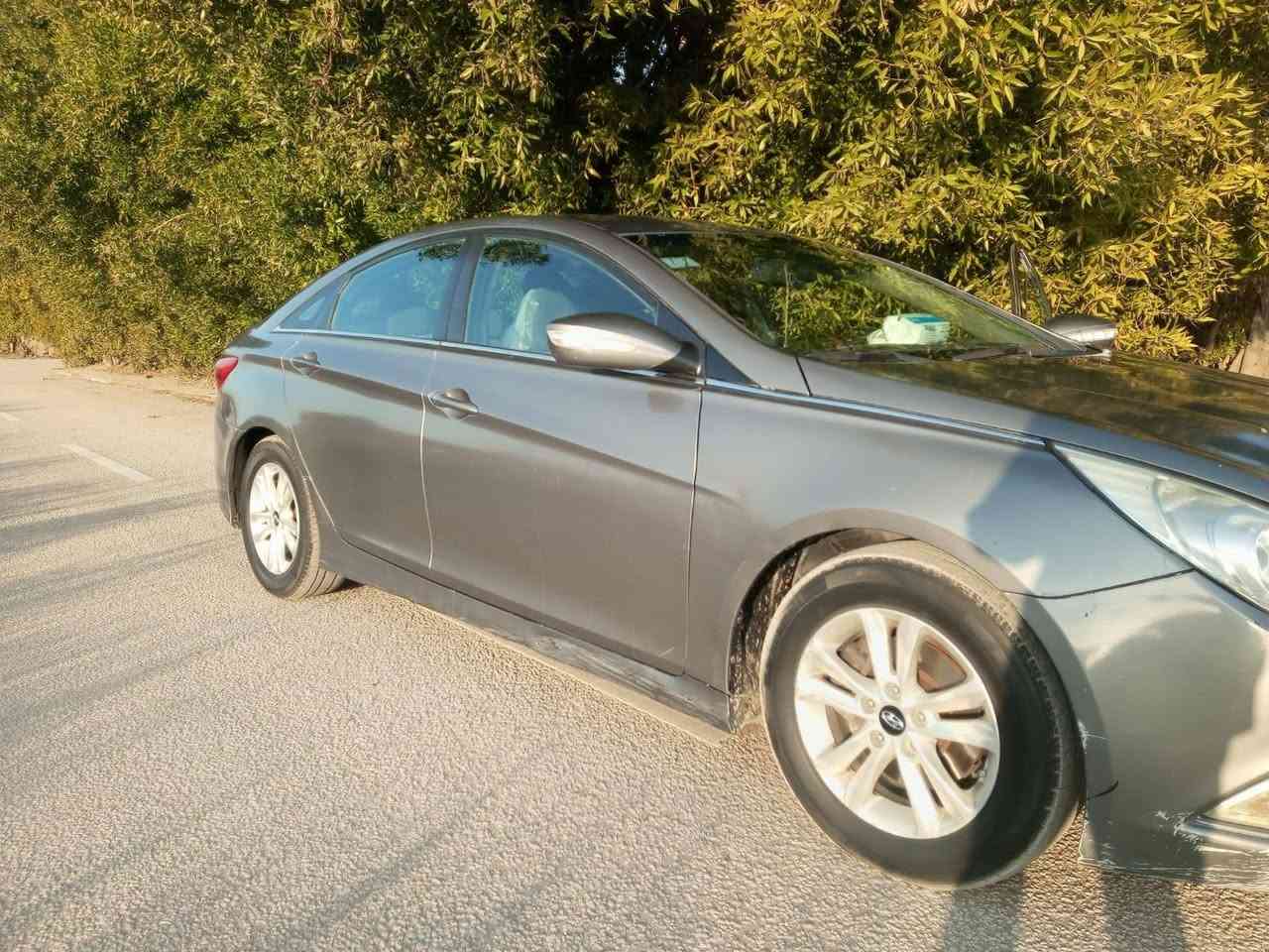 سوناتا موديل 2014 بيها قطع 2 فقط بدون دواخل بدون تبديل  مكينه كفاله  ماشيه قلليل عنوان بابل مشروع المسيب *********** للاستفسار ع رقم دواخل مكفوله ليبل واحد السعر 110 وبيها مجال
