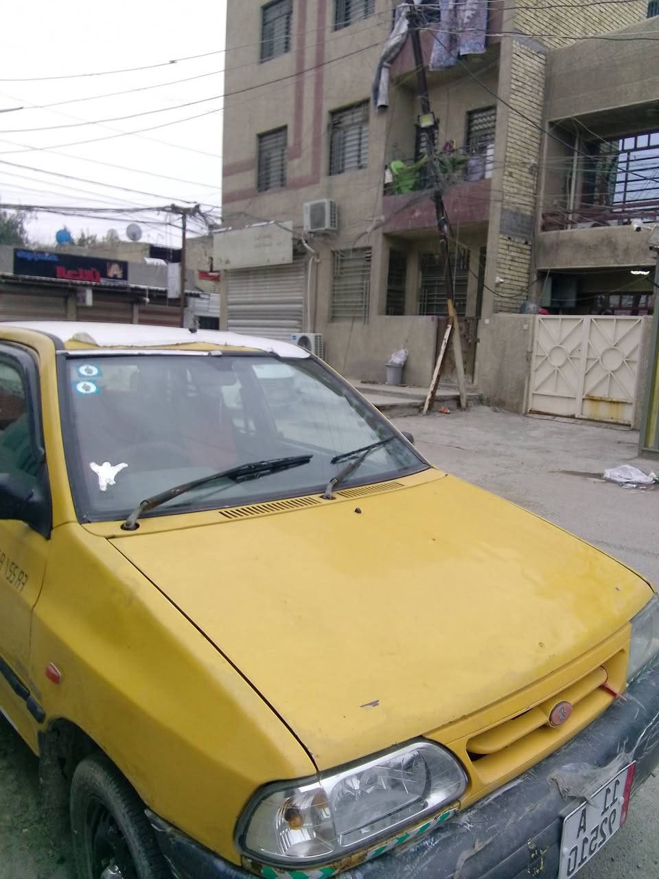 السلام عليكم سايبة 11 للبيع سيارة بسمي مصفرة هيئة وغرامة هزة جديدة سنوية 28 رقم الجديد سيارة خير من الله مكينة كير صدر خلفي امامي خير من الله كشرهة حلو سيارة كاعدة ترايهة يخبل كهربائيات كلهة شغالة متوازي وريد ابيع عدي ظرف رايدهة 20 ومجال قليل مكاني بغداد جديدة شارع المسبح قرب جبار لتواصل *********** علي الكناني
