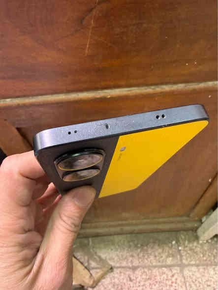 Poco x7 pro

512/16

Dimensity 8400 ultra

Camera. 50 mp

بطارية 6000

شاحن 90 واط

ملحقات كاملة

الجهاز استخدام قليل جدا

نظافه 100

بطارية 100

السعر 360.000/ اسعار ثابتة

الملك سنتر/السيدية

*********** بغداد
