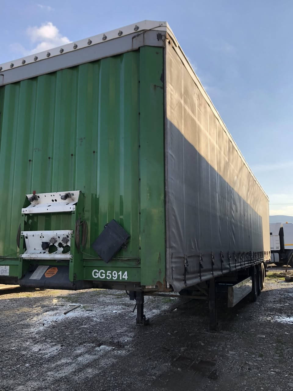 بؤ فرؤشتن  عربانه كرون  جادر مسرحي بريك دسك جبير  دخول جديد منفيس سليمانيه
***********
