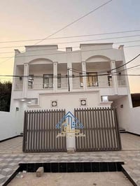 مشتملات طبك للبيع في حي الخضراء المساحه لكل مشتمل: 125 متر غرف منام: 3...