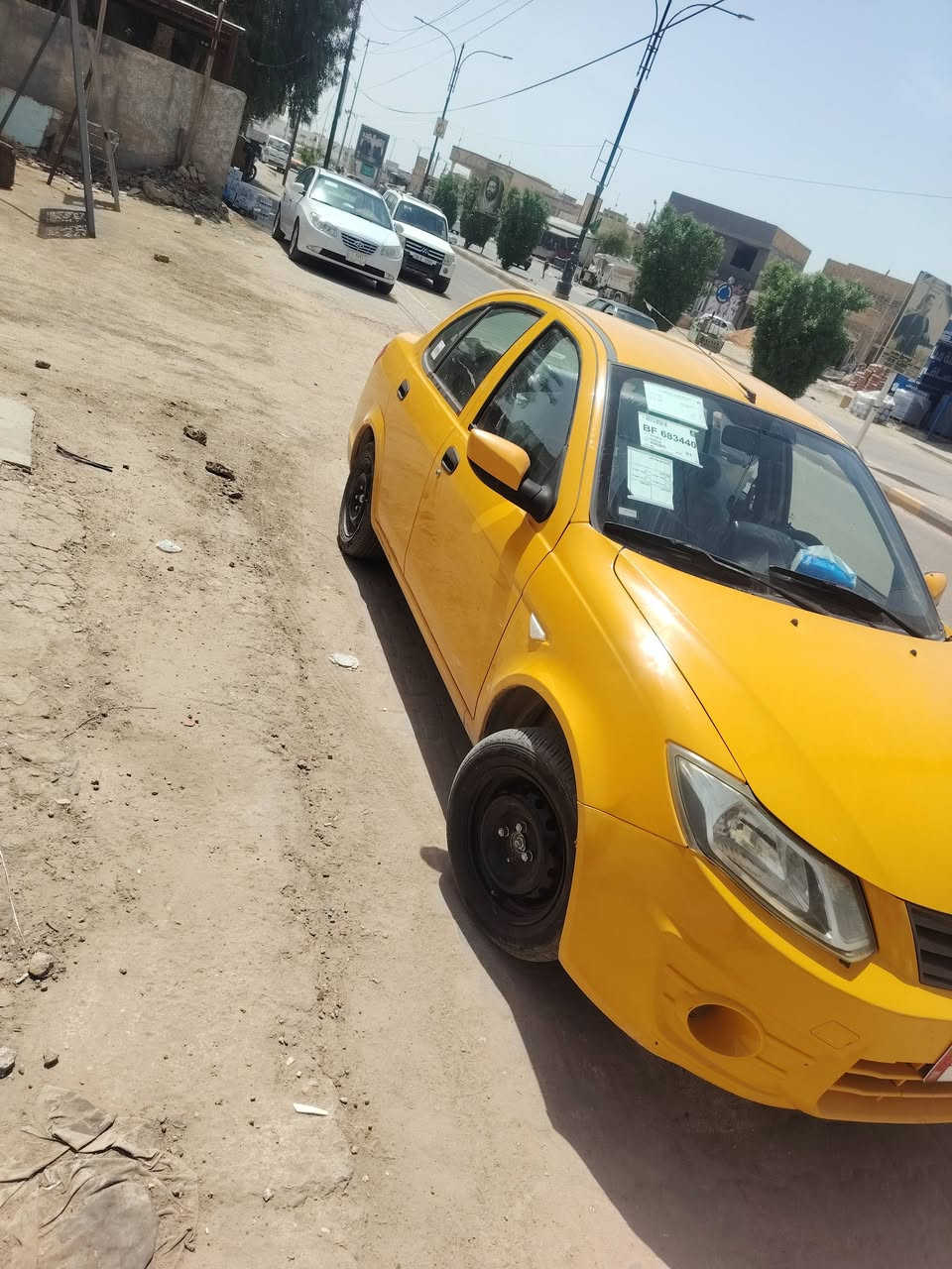 سياره ساينه موديل 20 سياره حره ماشا 126,000 رقمها قادسيه مكانها الديوانيه ما متواجد على الفيس سعر مالتها ب 60 وبيها مجال
***********
