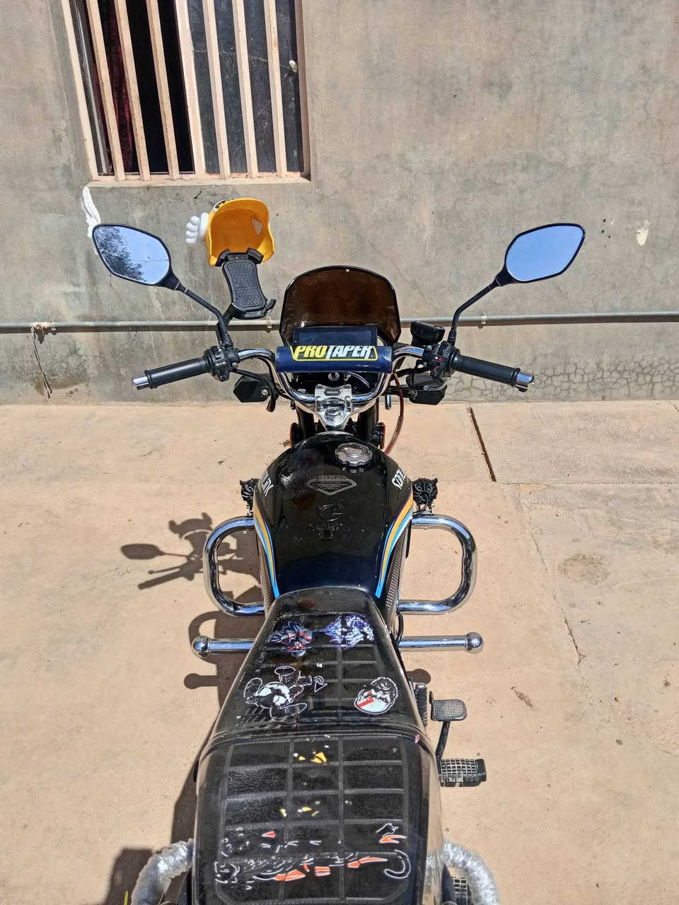 سولنك 2025
بعده عله وضع شركه 
محركه 200 جواكيج 
محركه ماملعوب بي 

كماليات كامل مايعوزه شي 

وصل 910 عندك زود الخاص مفتوح 

بيع ومراوس كلشي يرهم 

رقمي 

***********
