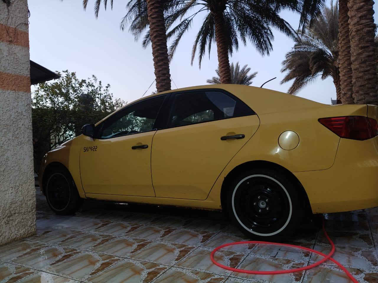 فورتي وارد امريكي موديل 2013
حادث جاملغ امامي نفسه مصلح وطخه بسيطه ب الجاملغ الخلفي  سياره جاهزه 
ومصفره 
مكلف ب النشر ‏‪0773 502 3581‬‏
