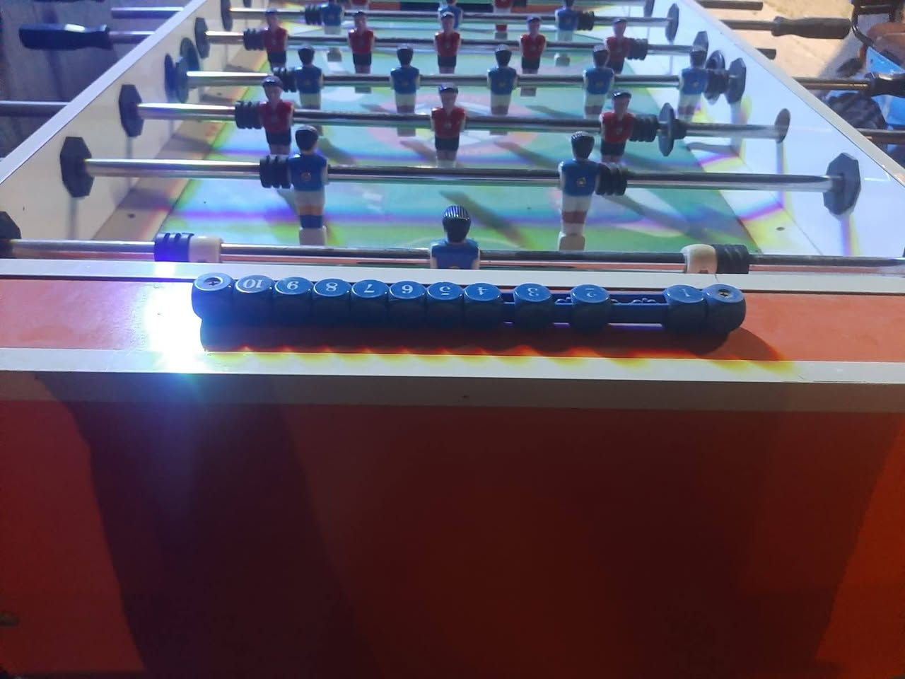 فيشه كبيره اعمل المتعه داخل منزلك النوعيه الاصليه ريال وبرشلونه فول الفول مال قاعات مال واحد يخليها بالبيت يلعب بها يتونس سعر الجديده 600 الف اريدهه 250 الف ***********
