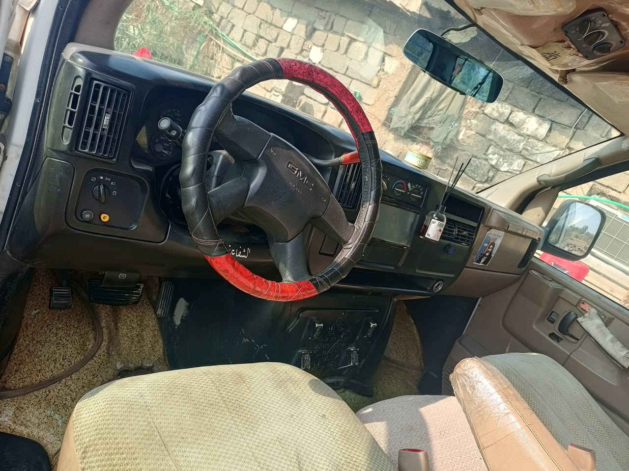 سلام وعليكم سفانه للبيع موديل 2006 رقم بصره السياره جاهزه مكينه كير حداده تخم تاير تبريد السياره خطها بصره نجف  خير من الله تجي وتشوف بعينك ... فقط السنويه منتهيه ومصفره من كلشي ورقم الماني التواصل على هاذه الرقم *********** بي وتساب
