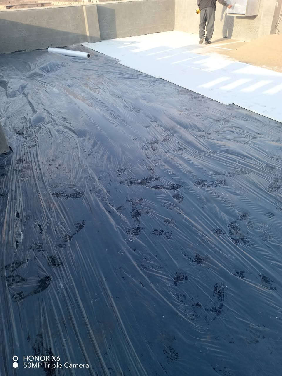 السلام عليكم عمل سطوح شتايكر درجة اولى وشرط فحص العمل عمل 
تنظيف السطح *فلانكوت *زفت *زميج*شتايكر *ماستك 
وباقي العوازل حسب طلب
الاستفسار مراسلة صفحة اولاتصال 
***********
