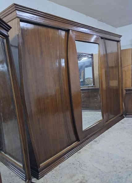 اليدور تحفه فنيه تالكه يم الموسوي يعلن معرض الموسوي عن وجود غرفه موديل سلايت سندانه نوم صاج نظام تركي شغل عراقي درجه اوله نقش زان مصري ارتفاع الكنتور مترين و30مجرات حفر سجه لون جوزي عل بندقيه اي استفسار خاص او الاتصال ***********
***********واتساب
