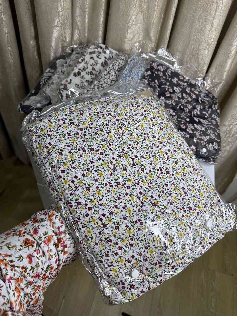 جادر صلاة قماش كشمير ايطالي اصلي دبل كلوش يلبس لحد وزن ١٠٠ مريح بالبس بارددد  سعره ١٦ مع توصيل 😍💚


**إذا كنت صاحب هذا الإعلان وتريد حذفه لأي سبب، رجاءا أرسل رسالة إلى الدعم الفني**