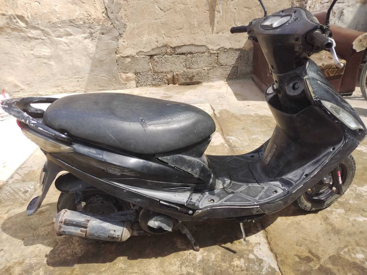 السلام عليكم دراجة سيام كوري دراجه كامله مكينه ناعمه وكهربايات كامل الدرجه عارضه ٢٣٥ وبيه مجال ***********
