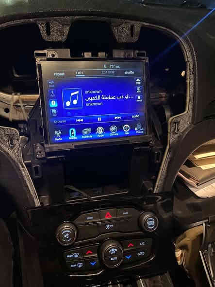 سلام عليكم شاشات وبامه جارجر لبيع شرط اصليات فتح وشدوبرمجه وفتح كود سعر لوحده ٣٠٠الف مكاني بصره ***********
