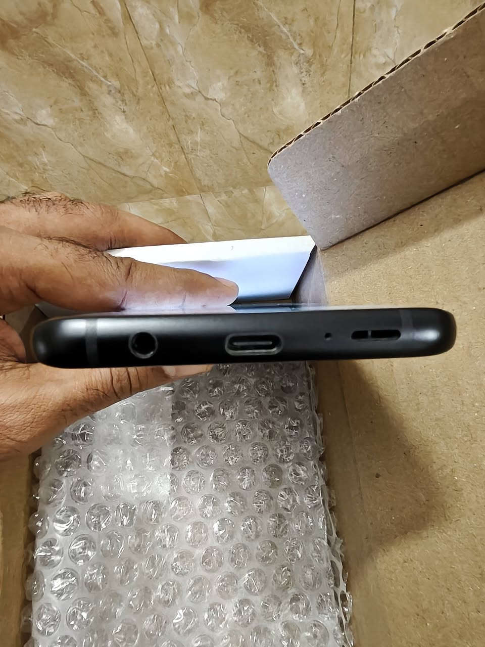 سامسونك
S9+ plus 
جديد 
ذاكره 64
رام 6
شريحتين 
125 الف


**إذا كنت صاحب هذا الإعلان وتريد حذفه لأي سبب، رجاءا أرسل رسالة إلى الدعم الفني**