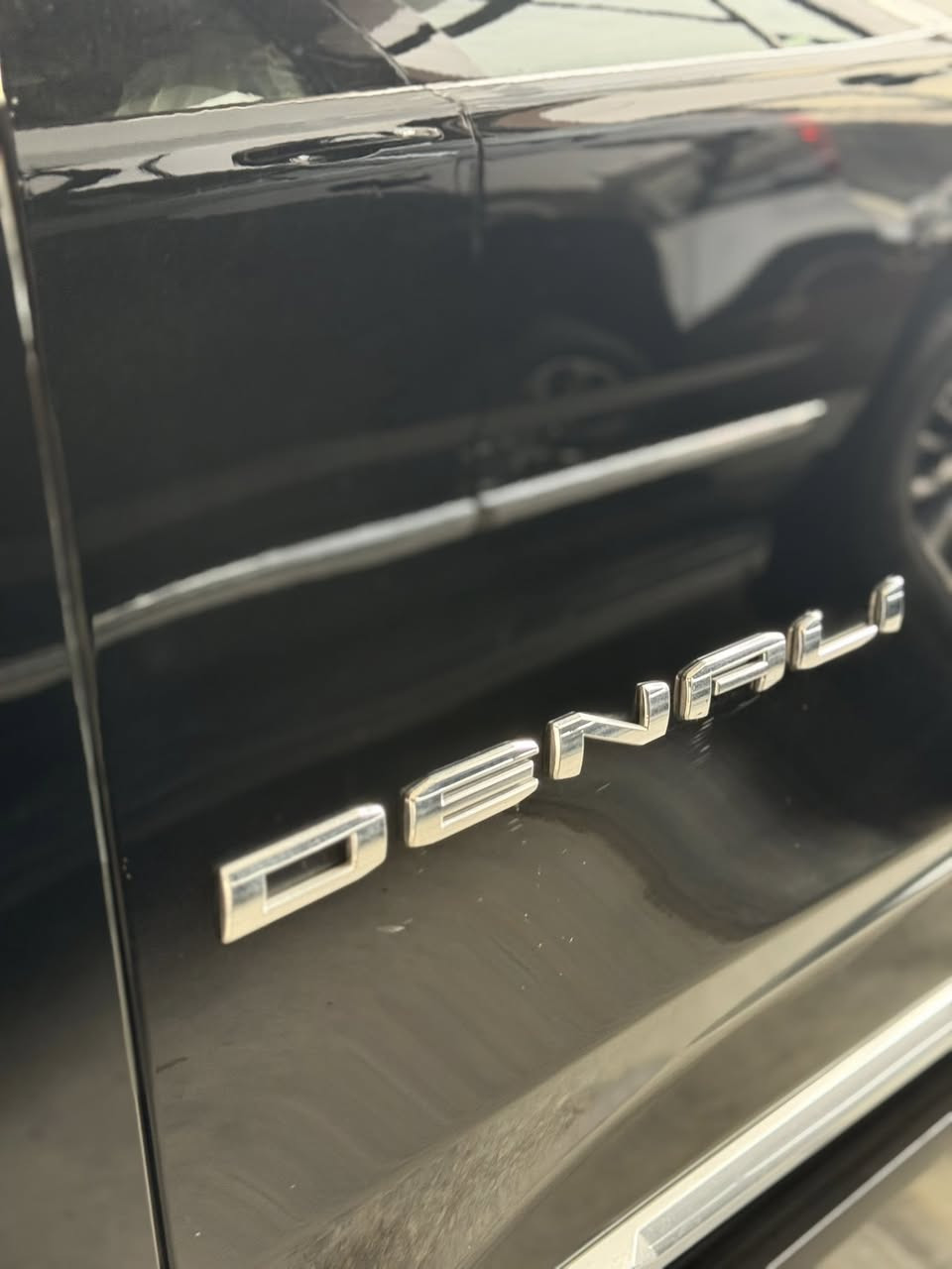🧿معرض الملك لتجاره السيارات 🧿 

دخول جديد

‏(GMC DENAL)

🔥2️⃣0️⃣2️⃣4️⃣🔥

‏ GMC VIP  كشنات منفصل رئاسي

وكالة المنصور ضمان 5 سنوات 

النوع : GMC دينالي 
العداد : 0️⃣0️⃣ (زيرووووو) 
اللون : اسود
حجم المحرك : 6.2 لتر
عدد الاسطوانات : 8 سلندر
القوة الحصانيه : 420 حصان
الكير بوكس : 10 سرعات

فل مواصفات 

🔥نظام هيدروليك ( جكات )
🔥دخول ذكي للسياره ( بصمة )
🔥شاشات خلفية
🔥دفع رباعي دبل
🔥دوسات كهرباء
🔥شاشه اماميه كبيره
🔥شاشات عدد 2 خلفيات
كامرات 360 درجه
🔥كامرا خلفيه بالمرايه
 بانوراما طكتين
🔥شاحن واير ليس
🔥كشنات جلد
🔥كشنات كهرباء
🔥كشنات خلفي منفصل
🔥رادار تحديد مسار
🔥رادارات جانبيه
🔥رادار امامي
🔥ثلاث قطع تبريد
🔥هيترات بالكشنات تدفئه تبريد امامي خلفي
🔥دوسات كهرباء تفتح ويا الباب
🔥بصمه + بصمة ابوب 4
🔥صندوك كهرباء
🔥فورويل 4x4
🔥هند بريك بصمه
🔥استيرن كهرباء
🔥اتو ستوب
🔥حساسات خلفي امامي
🔥كشافات
🔥لايتات لد + فول زنون
🔥بكلايت لد خلفي
🔥كشنات الخلفيه كهرباء
🔥سبعه راكب
🔥داتو شو
🔥هيتر بالاستيرن
🔥فول تحكم ستيرن

للستفسار الاتصال على الارقام الخاصة بالمعرض او مراسلة الصفحة.
***********
***********
العنوان بغداد النهضه الفرع الثالث فرع المصرف
(نستقبل شراء ومراوس جميع انواع السيارات)
