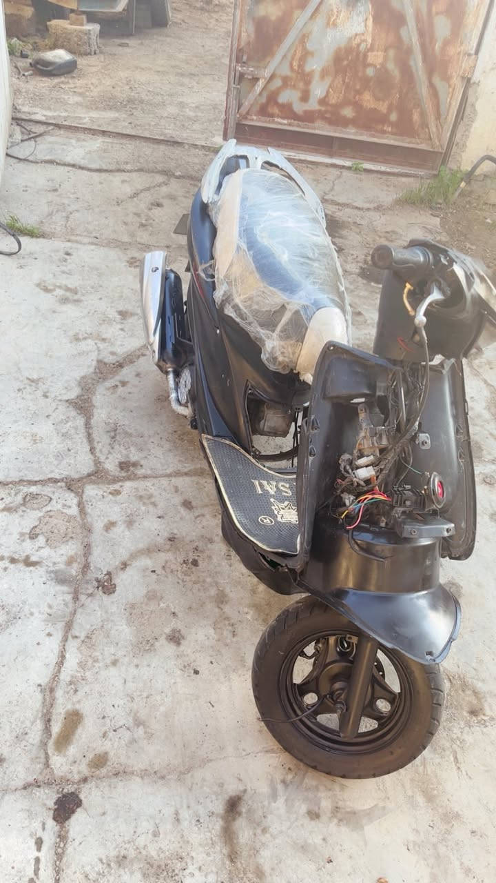 دراجة ادرس للبيع دراجة خير من الله وعقل رياضي وتحوير كابريتر دراجة نقصها بس كفر الوجه والسعر 200وبيها مجال للشراي 
للاستفسار مراسلة الصفحه او الاتصال على الرقم***********
