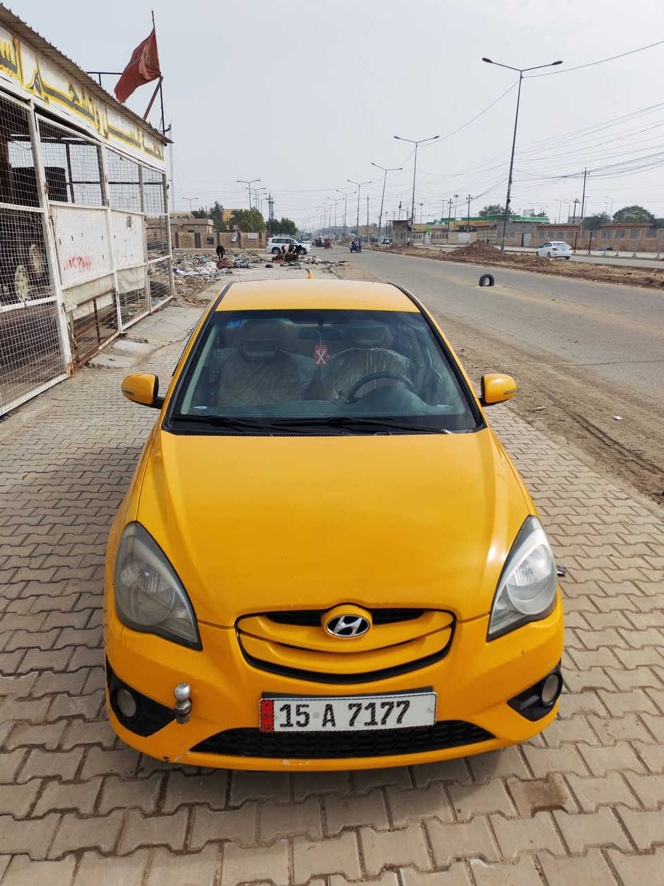 يالله
السلام عليكم 

أكسنت خليجي مديل2010
بدون ضربه معجون سياره جديده  
محرك كير تبريد مكفولات
تخم تاير باتري جديد 
دوشمه عامه جديده 
سياره مابيه أي نقص 
رقم أنبار دولي بسمي تحويل ثاني يوم 
هيه غرامات مصفره  
السعر 90وبيه مجال بسيط 
مكاني بغداد الحسينيه 
***********
