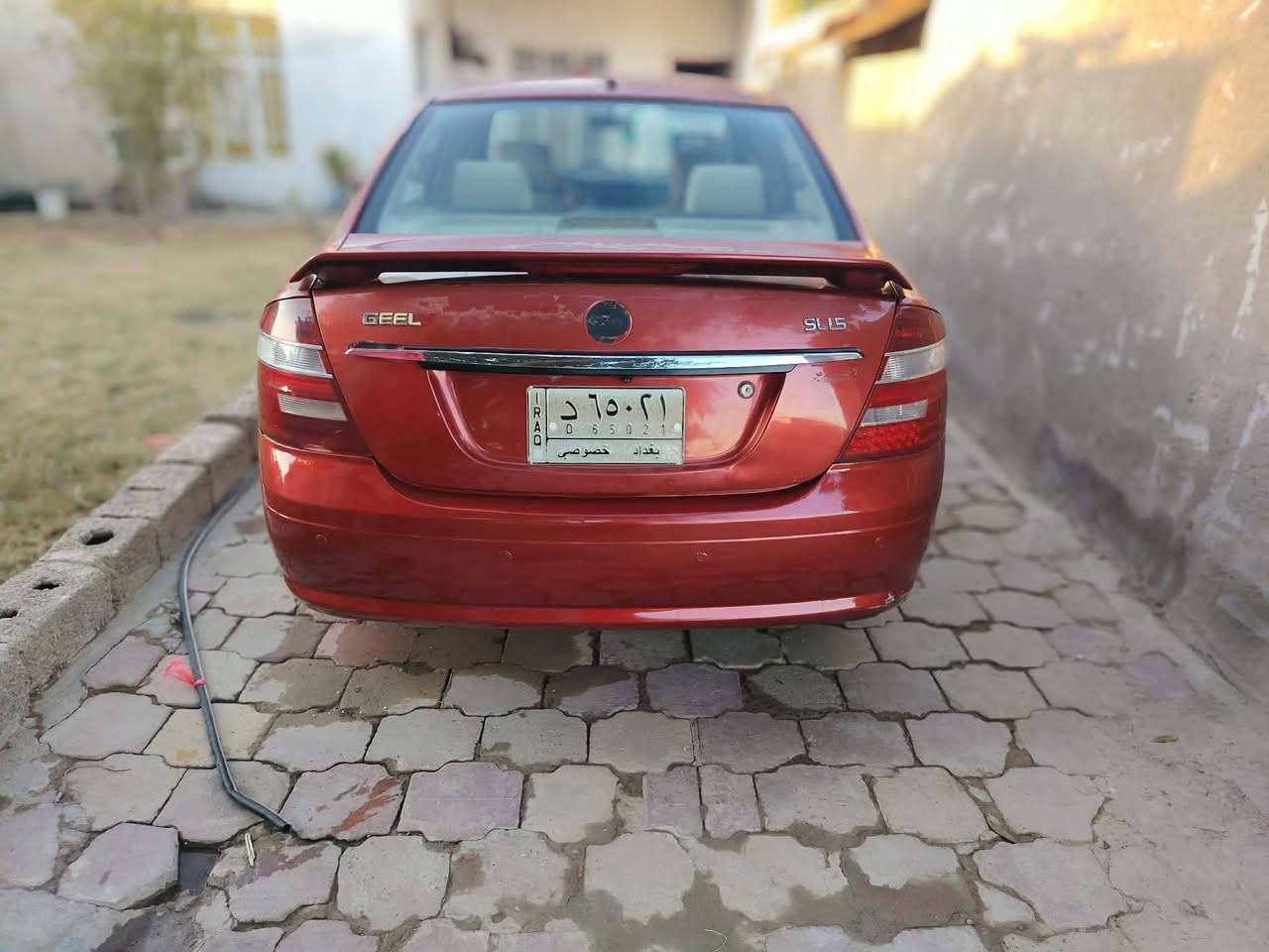 جيلي موبل للبيع موديل 2012 مكفول ماعده الهلالات مصبوغه مكينه كير مكفولات تخم تاير وحداديه جديد  السعر 58 وبيه مجال العنوان الكوت الاحرار الرقم***********
