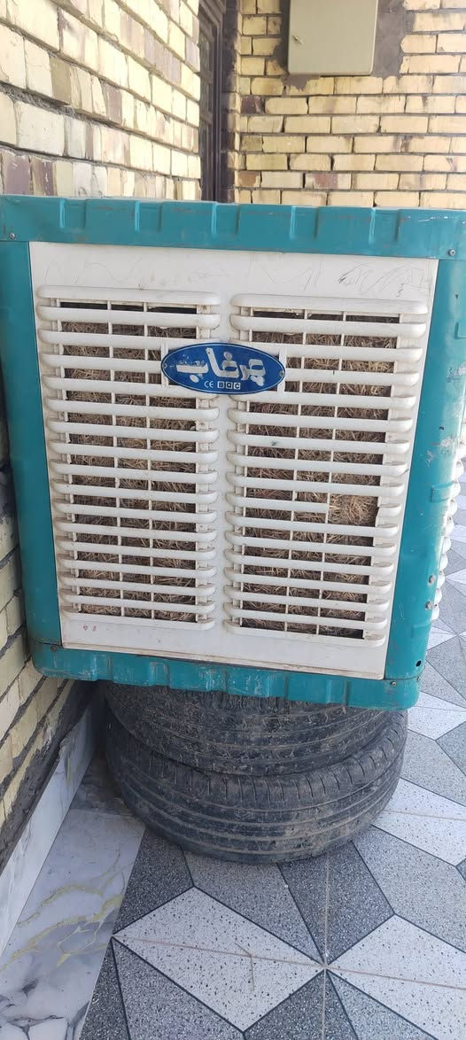 مبرده برفاب نضيفه للبيع شغاله الماطور سرعتين السعر 75وبيه مجال مكان كوت المزاك لاستفسار ***********
