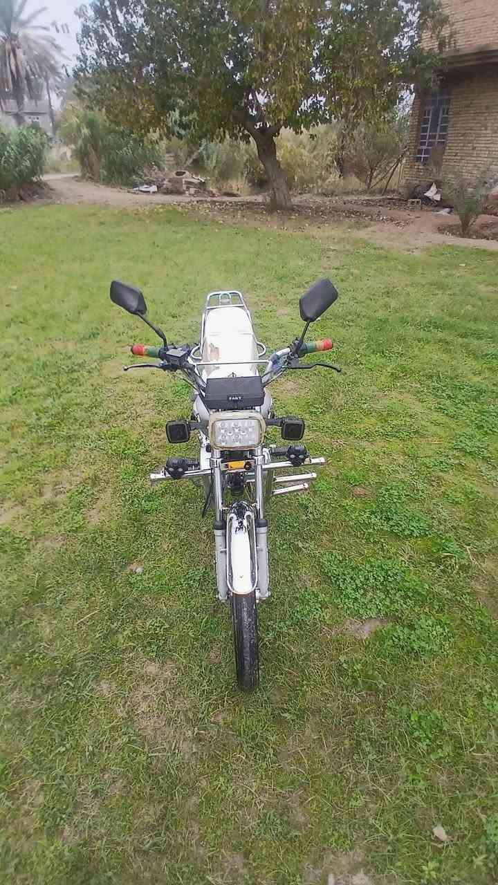 سلام عليكم اللبيع دراجه موديل 2021 وراق كامله محرك وكير كفاله عامله كهربيات كله شغاله مكان ديالى بعقوبه متوازي عله بيعته شراي ينتصل بي خير وتبشر سعر 350 بيه مجال بصيط رقم الهاتف *********** ما متواجد عله الفيس
