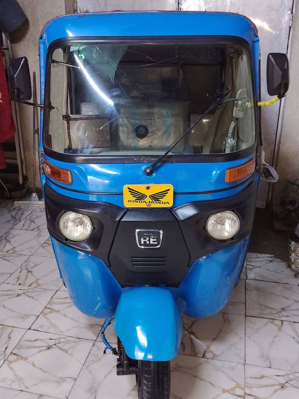 السلام عليكم تكتك 22 سنويه شهر ال7 محرك مكفول بس زنجيل وكلجات التكتك خير من الله ربع ماذب عليها بس الكشره شوف العين بيها تعمير بصيط السعر 9 مليون اوبيها مجال بصيط العنوان ميسان الماجديه الاستفسار على الرقم ***********
