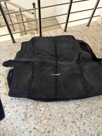 عندي فرشه صندوق كورلا من 2019 الى 24 سعر قطعه 30 الف اتصال هذا  077562...