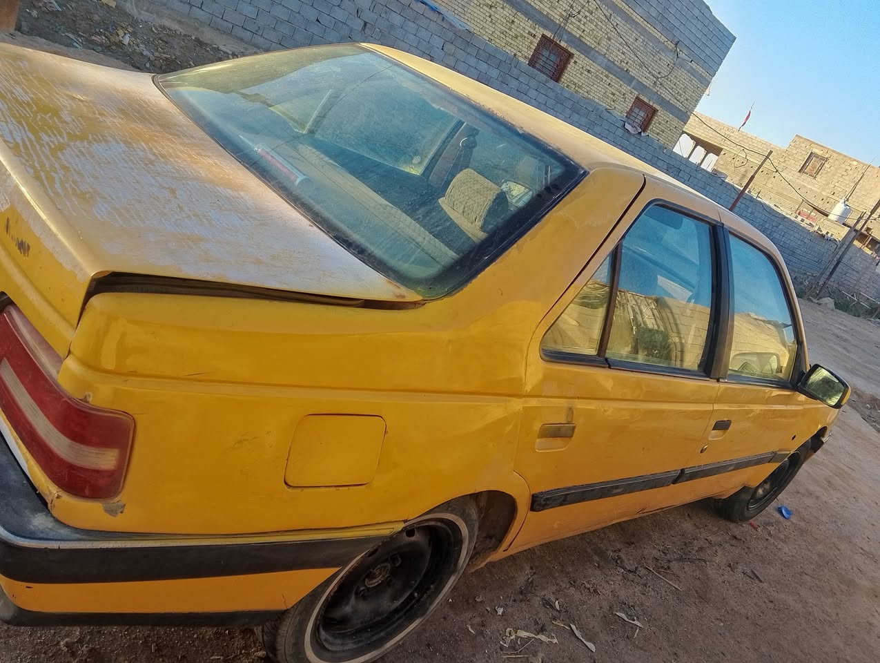 سلام وعليكم 405 مديل 2014 محرك وكير وحداد وتبريد مكفولات وتخم تأير كهربايات كله شغاله سنويه بعدها ما مخلصه راعيه موجود غرمات مصفره هيه على المشتري السعر 15 وبيه مجال قليل المكان الهارثه ***********
