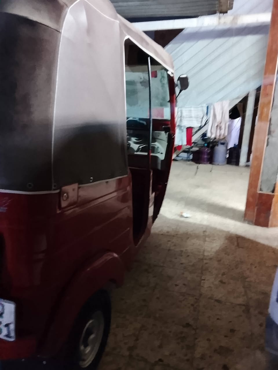 اسلام عليكم تكتك للبيع 2018 مصبوغة جماليه وهذه رقمي ***********
