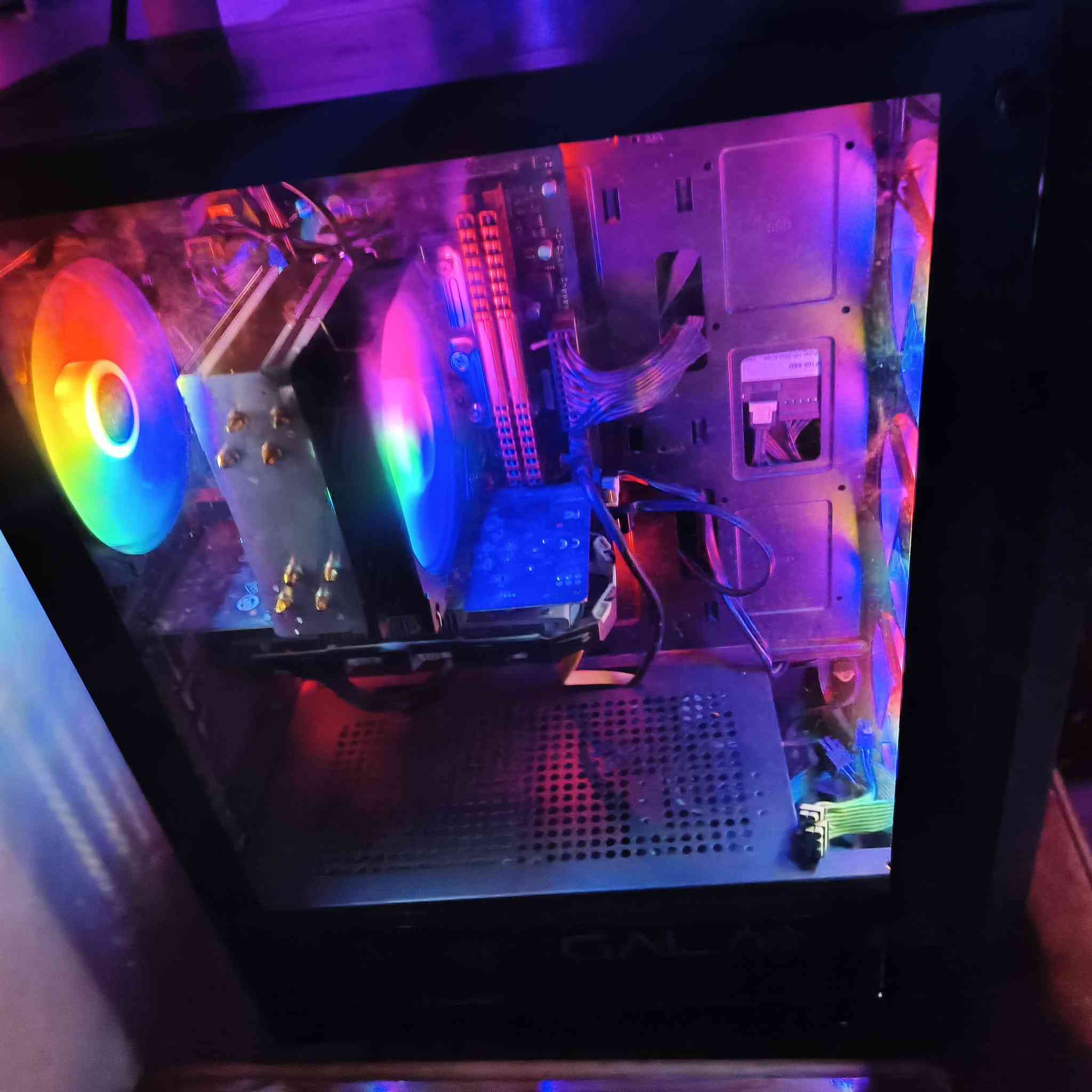 سلام عليكم pc  للبيع كلش حلو مواصفات
I5 7400
1050ti
Ram:8*2
Ssd256 
HDD 1T
Case GALAX 
 Mb: B250 gaming pro msi


**إذا كنت صاحب هذا الإعلان وتريد حذفه لأي سبب، رجاءا أرسل رسالة إلى الدعم الفني**