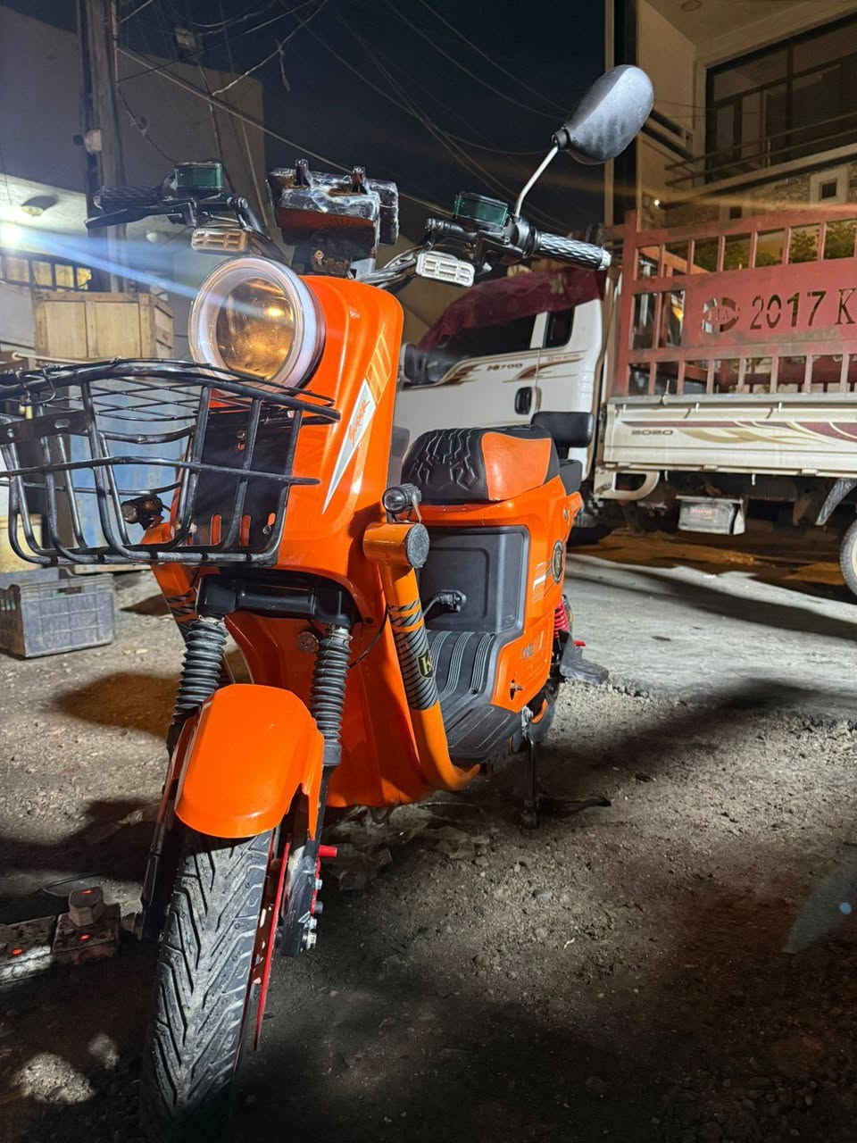 دراجه شحن للبيع جديده نضيفه امانه الله بطاريات نضيفه ما منقصه
السعر 425وبيه مجال
للتواصل ***********
