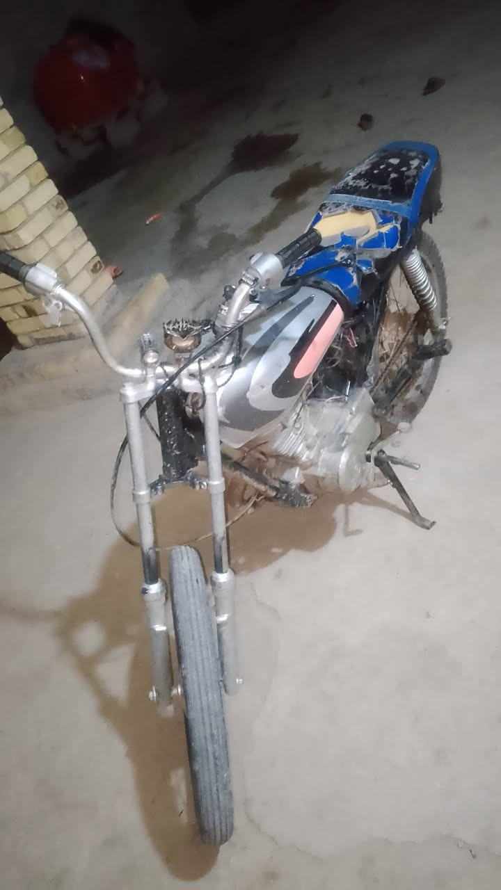 دراجه للبيع شغاله مكينه مجفته بدون اوراق السعر 230 وبيع مجال ***********
