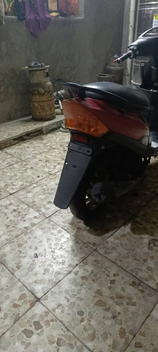 السلام عليكم عندي ماكس عدله بيهه نقوصات بصيطه مثل ما موضح بل صوره كتف اشاير راس لايت لبيع او مراوس  بلاديه مفتوحه بس 49
مكينه ناعمه المكان حي ور الشعب   انتصل وخادم ‏‪***********‬‏
