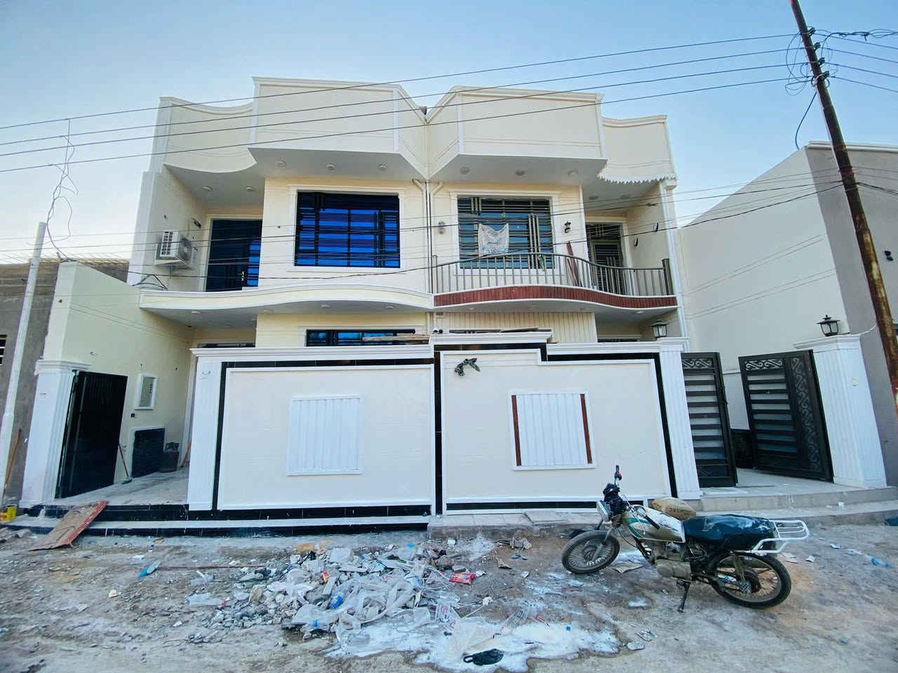 🏫السلام عليك🏯🕍
  صبغ منازل ووجهيات 🏠
  صبغ المنازل ووجهيات المنازل بأسعار مناسبه جداشغل درجه اوله اضافه الحجر وسراميك المنازل الداخليه والخرارجيه اخوكم علي الصباغ 
للاستفسار الاتصال متوفر وساب تلي وبخدمتكم    (***********)(***********)📲📞
