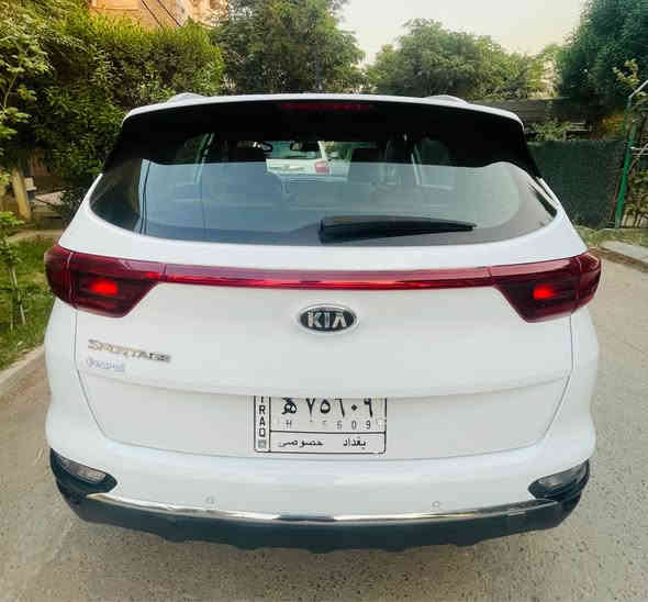سبورتج 2020 خليجي 
ماشيه83 الف كم
كشنات 2 كهرباء جلد ومخمل حمصي
شاشة وكاميرا 
وحساس امامي وخلفي 
وتبريد خلفي
بدون صبغ فقط دعامية
بارد موضح بالسونار المرفق
السعر 193بيهه مجال بسيط
مكانه بغداد حي تونس
*********** بغداد
