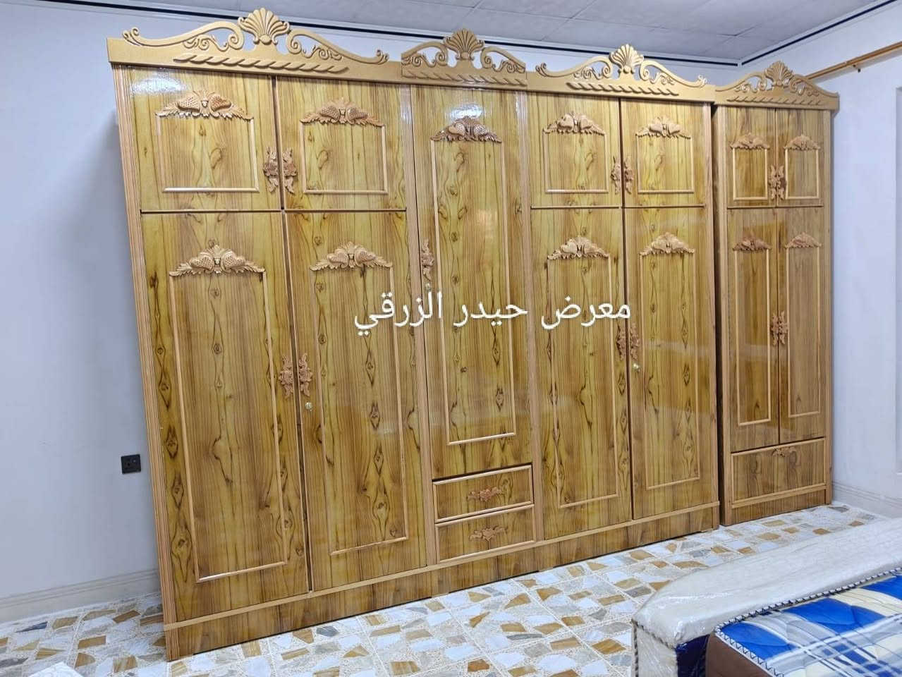 غرف نوم نقد و بالتقسيط على 18 شهر بدون مقدمة
خدمة استبدال الغرفة القديمة بغرفة جديدة مع الاتفاق على الفرق
العنوان الموصل الأيمن الصناعة القديمة اليابسات 
لمزيد من المعلومات التواصل على الرقم
*********** يوجد واتساب
المشمولين بالتقسيط جميع الموظفين والمتقاعدين وابطال الدفاع والداخلية على مصرف الرافدين

