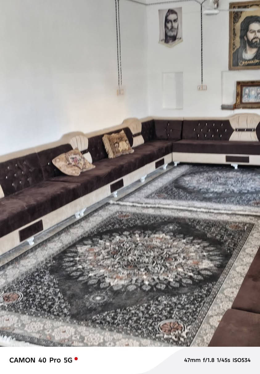 سلام عليكم ارض زراعيه مع نخل واشجار وثلاثه ابيوت واحد كامل واثنين هياكل مساحه الارض دونم ونص العنوان قريه الساده الرفيشات قرب البو سميج التواصل ع رقم ***********هاذه رقم غير متواجد ع الصفحه
