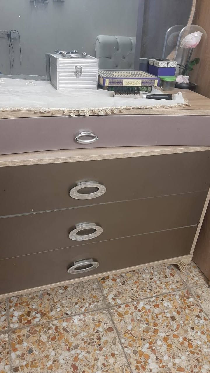كنتور للبيع ست باب مخلوع بيبان وميز تواليت المكان الغدير


**إذا كنت صاحب هذا الإعلان وتريد حذفه لأي سبب، رجاءا أرسل رسالة إلى الدعم الفني**