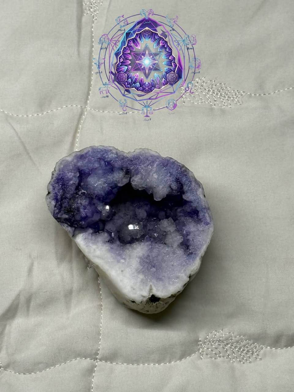 هدية النجوم لروحكِ.. الجمشت الملكي متوفر الآن في واسط 🟣✨
لأنكِ تستحقين التميز، نقدم لكِ من Star Crystal قطعة اليوم الفريدة: كهف الأميثيست (الجمشت) الطبيعي بوزن 200 غرام.
هذا الحجر ليس مجرد زينة، بل هو مصدر للسكينة والهدوء لمواليد برج الحوت ♓ وبرج الدلو ♒:
🔹 لمواليد برج الحوت:
• يجلب النفع والخير لحياتكِ.
• يزيل العثرات من طريقكِ ويحميمكِ من الطاقات السلبية.
• يسهل التأمل ويزيد من مستوى الوعي الروحي.
🔹 لمواليد برج الدلو:
• يمنحكِ السكينة والسلام الداخلي الذي تحتاجينه.
• يزيل التوتر والقلق المترسب من ضغوط اليوم.
• يعزز التركيز والوضوح الفكري في قراراتكِ.
• يجذب الحظ والوفرة لعامكِ الجديد.
المواصفات:
• النوع: حجر جمشت طبيعي خام (Amethyst Geode).
• الوزن: 200 غرام (قطعة ثقيلة وفخمة).
• الحالة: قطعة واحدة فقط متوفرة حالياً في الكوت.
✨ ابدئي رحلتكِ نحو التوازن والنجاح مع حجر الجمشت الخاص بكِ.
💰 السعر: [: 45,000 دينار]
📍 التوصيل: متوفر داخل محافظة واسط / الكوت.
للحجز والاستفسار، أرسلي رسالة خاصة الآن قبل نفاد القطعة!


**إذا كنت صاحب هذا الإعلان وتريد حذفه لأي سبب، رجاءا أرسل رسالة إلى الدعم الفني**