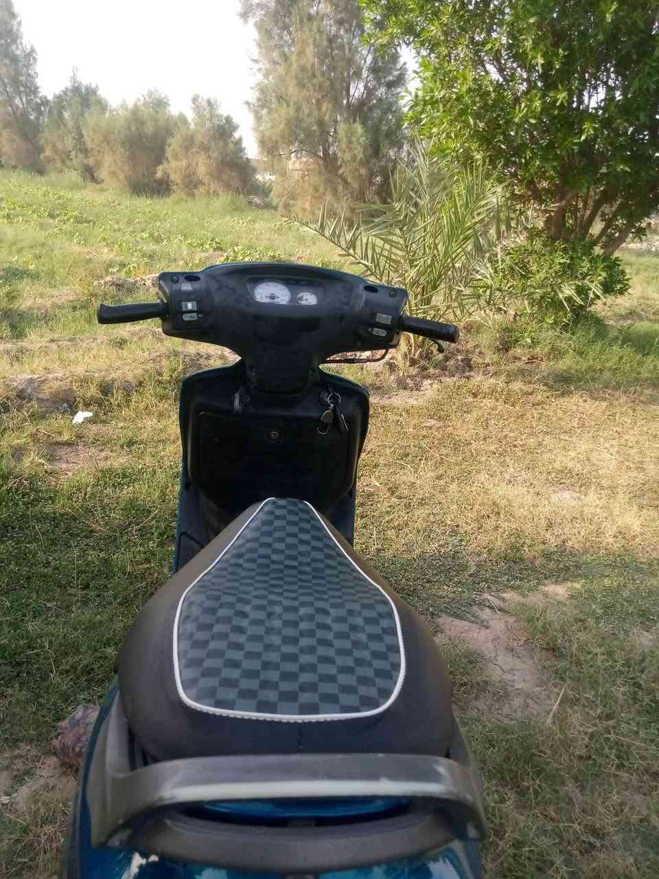 دراجه فراشه فحل
شغاله سلف هندر مكينه ناعمه 

قفل ستيرن جنطه شغال

تواير  كيجات بريكات.دراجه نضيفه كفر اصلي دراجه جاهزه   اشاير يمنه يسره شغاله لايت عالي وناصي ورماش ثلي  زونون بك لايت عداد سرعه شغال كيج بنزين شغال هاي تفاصيل
سعر 400وبيه مجال. ،المكان بابل الشوملي رقم ***********
