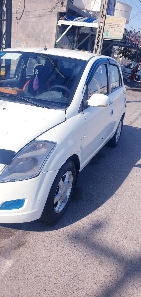 سلام عليكم فاو v2 مديل ٢٠١٣ رقم بصره نكليزي كير اوتوماتيك محرك وكير بلاد سياره جاهز بيه مكانات صبغ جدا قتصاديه وكلشي واضح داخل الفيديو 
سعر ٣٧ 
***********
