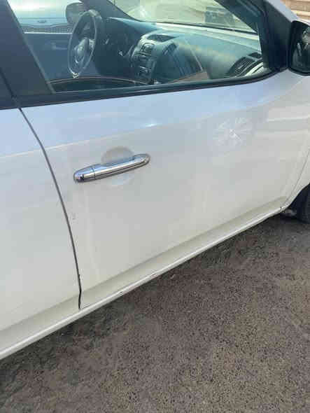 السلام عليكم
كيا سيراتو خليجي للبيع موديل 2012 السيارة نظيفة وما ناقصها شي السيارة مال بيت 
بيها صبغ بالباب الصدر وبيها جاملغ خلفي يم قبق البانزين وصفحة مكشر الكلير 
سنوية مصاقطة بعدهاالسنة 2026 
بدون دواخل كير محرك تبريد تدفئة بيانو كله بشرط 
محرك 1600 سياره فول عدا البصمه 
تخم تاير جديد صدر جديد 
سياره بسمي شرط التحويل ثاني يوم 
مكاني بغداد /حي الخضراء 
السعر ,98وبيها مجال 
الاستفسار  اتصل *********** مكلف بالنشر
