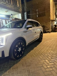 سورنتو موديل 2025 جديدة جداً ماشية 11 الف قابل لزيادة سيارة بيهة رصعة ...