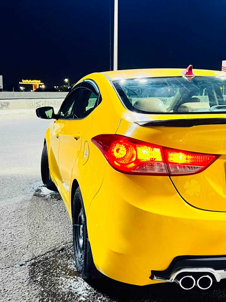 السلام عليكم 
النترا مديل٢٠١٣ سياره جاهزة من كلشي مكينه ١٨٠٠
وارد امريكي تبريد شغال تخم تاير جديد سنتر لك شغال 
كهربائيات كلها شغاله رقم ديالى مشروع وطني تحويل ثاني يوم 
السعر (٩٣)وبيه مجال حك الجيه 
العنوان بغداد الحسينيه راشديه
***********
