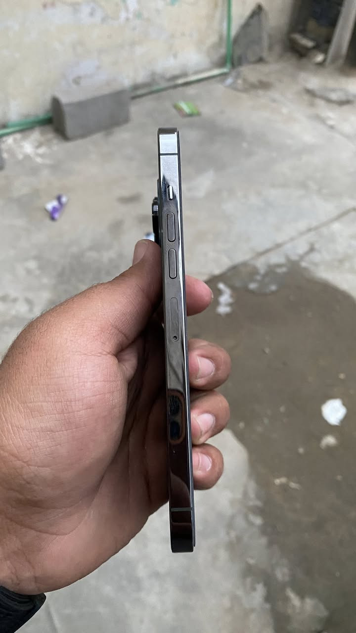 السلام عليكم
ايفون 13 برو ماكس نظيف للبيع لون اسود نموذج M امريكي اصلي ذاكرة 256 بي لاسق حمايه لضهر ولوجهه بطارية 95 مامفتوح الموبايل جان مظموم استعمال فتره قليله سعره 750 وبي مجال كلش بسيط عاملني خاص وتعال اخذه على نفس الاتفاق


**إذا كنت صاحب هذا الإعلان وتريد حذفه لأي سبب، رجاءا أرسل رسالة إلى الدعم الفني**