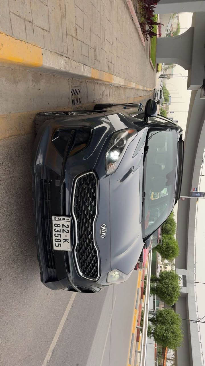 سبورتج موديل 2022رقم وهزه وفحص جديد شكل المقدس 
فول ١/١مواصفات للاخير شتريد بيها
ضررها جاملغ فقط بدون ارباك بدون داخل 
ماشيه٤٠حقيقي بسمي نظافه ١٠٠/١٠٠
تراي زيرو  
سعرها بلاش قفل ١٧٧ ورقه مرقم جاهزه للتحويل بسمك 

***********وتساب بغداد, العراق
